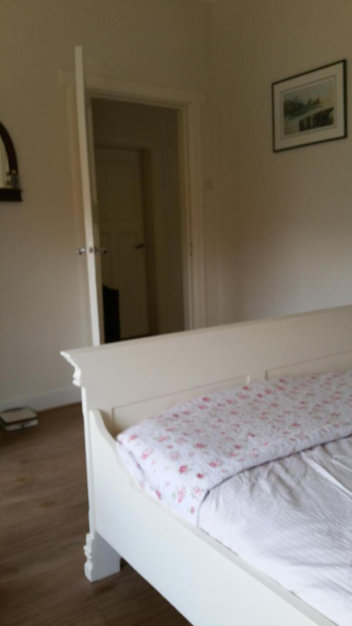 Gasterij D'Ouwe Pastorie Bed & Breakfast Wolphaartsdijk Екстериор снимка